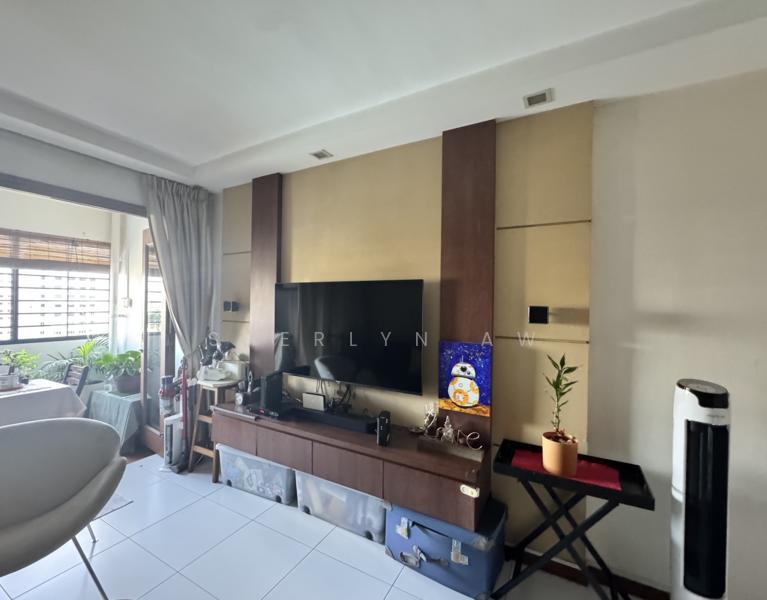 Prop-GPT: HDB Flat: D19 Serangoon 543 Serangoon North Avenue 3