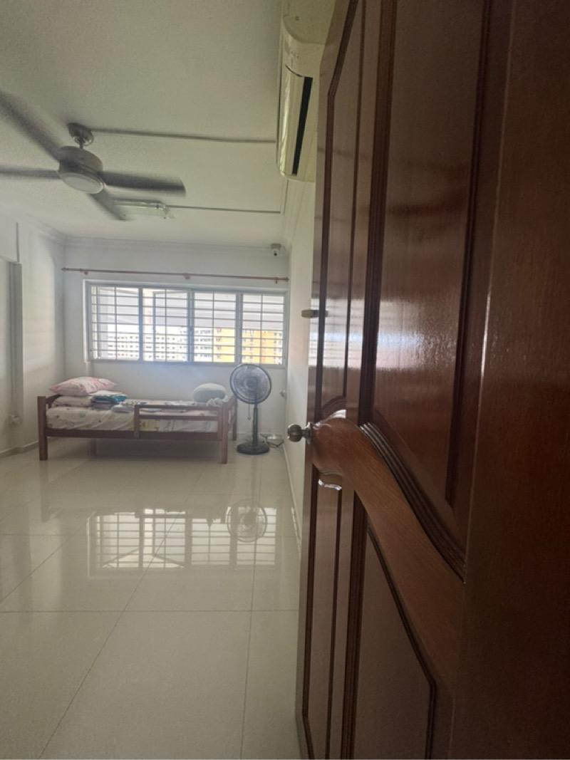 261 Tampines Street 21 HDB Apartment For Sale, $670,000, 3 Bed 2 Bath 107 sqft $6,262.00 psf