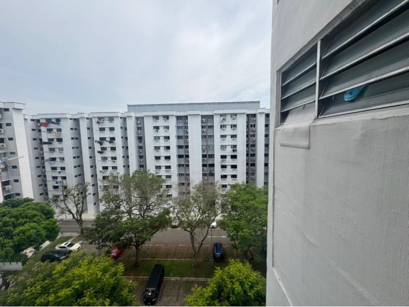 261 Tampines Street 21 HDB Apartment For Sale, $670,000, 3 Bed 2 Bath 107 sqft $6,262.00 psf