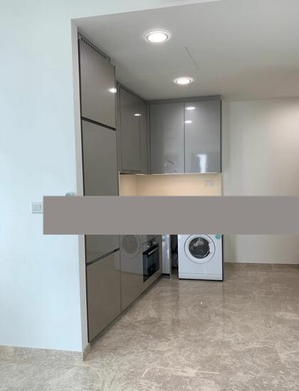 Prop-GPT: Apartment: D07 Beach Road City Gate