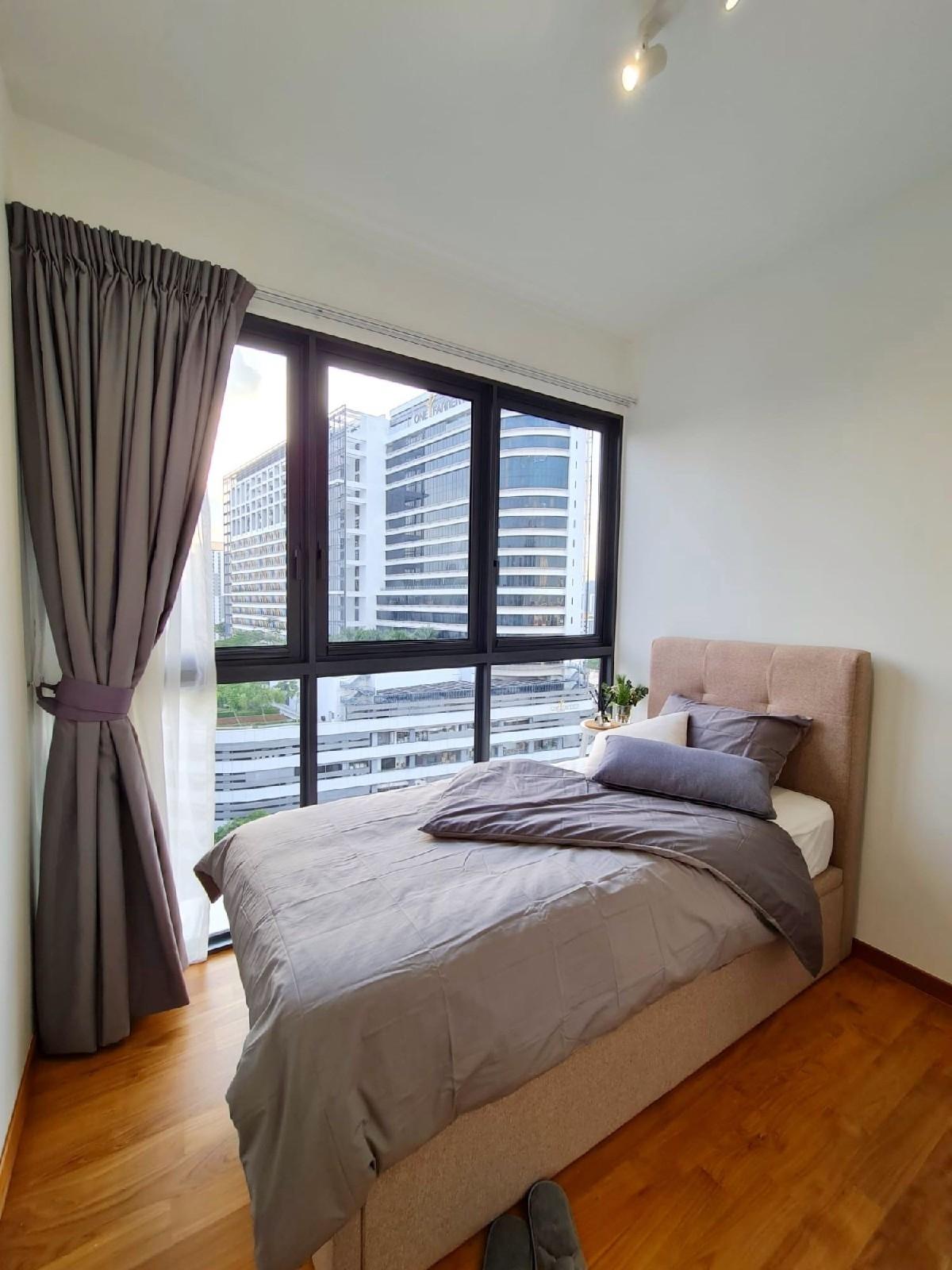 Uptown @ Farrer Condominium For Sale, $1,455,000, 3 Bed 2 Bath 700 sqft $2,079.00 psf