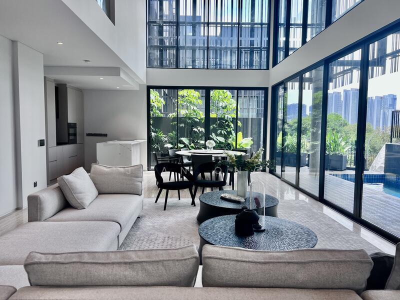 Prop-GPT: Bungalow: D21 Clementi Road I  SUNSET. BRAND NEW AT SEMID PRICE!!  HILLTOP VIEW. BASEMENT PARKING JEAN 93571119
