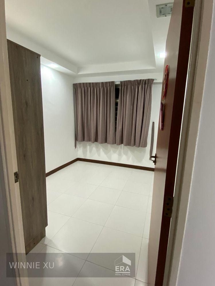 Unblock View With Excellent Connectivity and Amenities