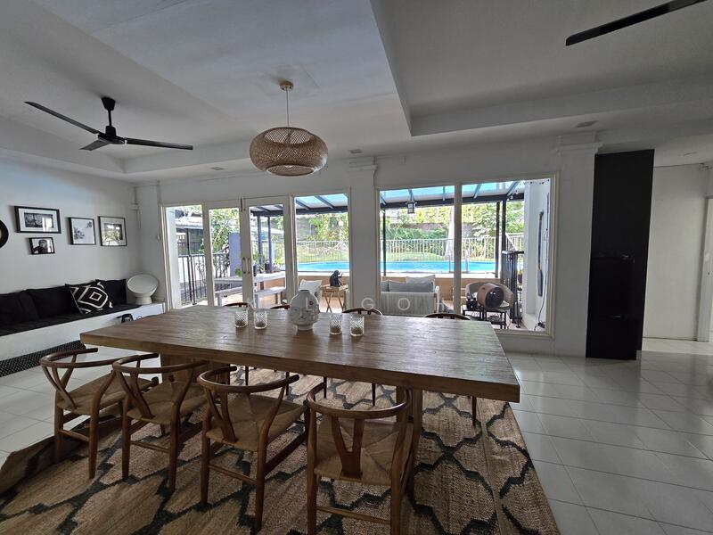 LANDED7772@A Cosy GCB AT $17XX psf AT Good Location.  KL 8382...7772