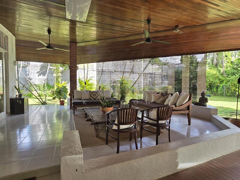 LANDED7772@A Cosy GCB AT $17XX psf AT Good Location.  KL 8382...7772