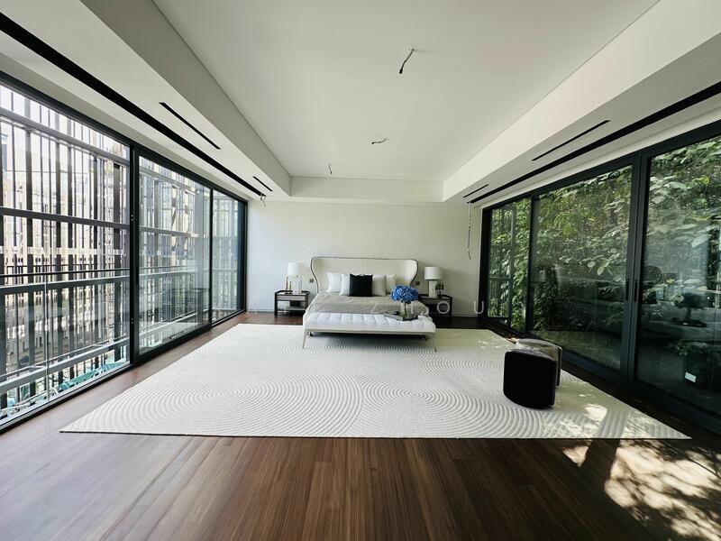 Newly TOPUnblocked ViewElevatedPool With Lift