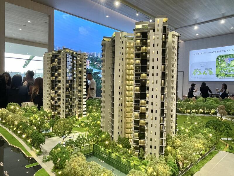 Prop-GPT: Condominium: D22  The LakeGarden Residences