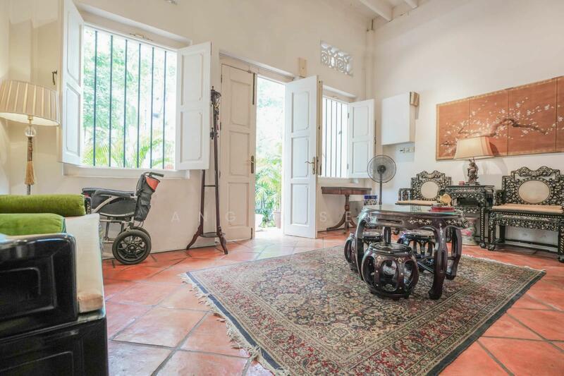 Conservation Terrace House At Cairnhill Road