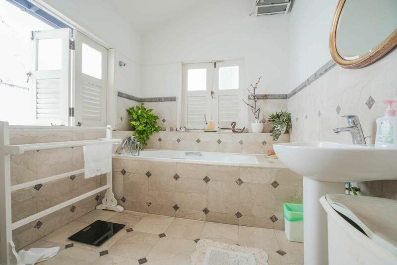 Conservation Terrace House At Cairnhill Road