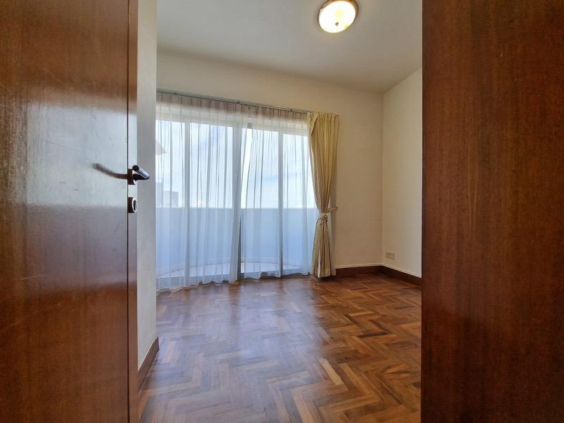 The Bayshore Condominium For Sale, $2,398,000, 4 Bed 3 Bath 1,432 sqft $1,675.00 psf