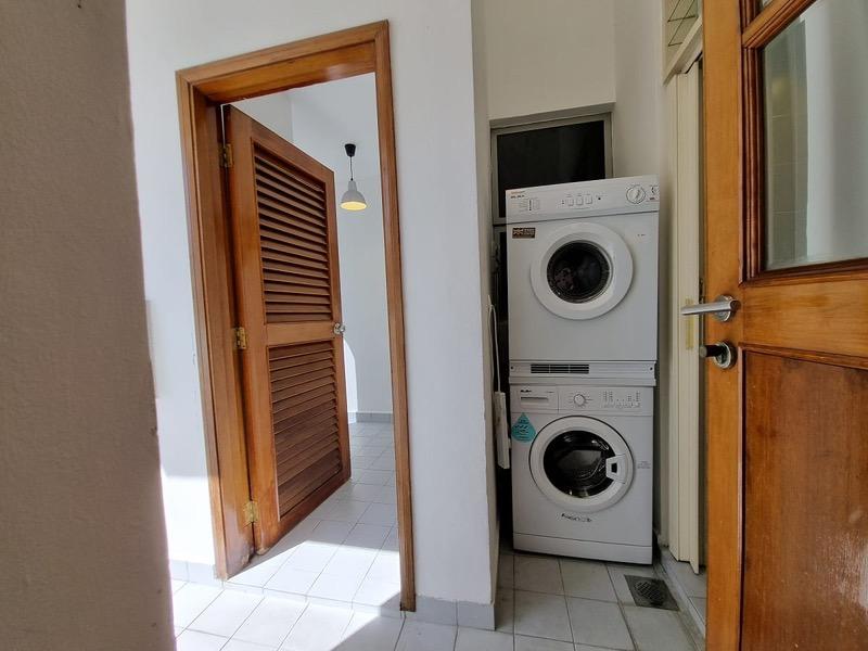 The Bayshore Condominium For Sale, $2,398,000, 4 Bed 3 Bath 1,432 sqft $1,675.00 psf