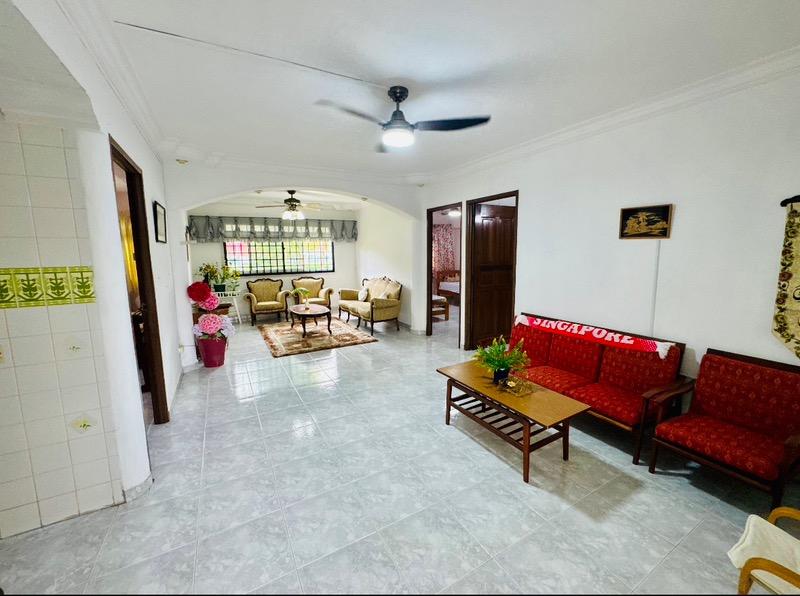 491C Tampines Street 45 HDB Apartment For Sale, $648,000, 3 Bed 2 Bath 1,119 sqft $579.00 psf