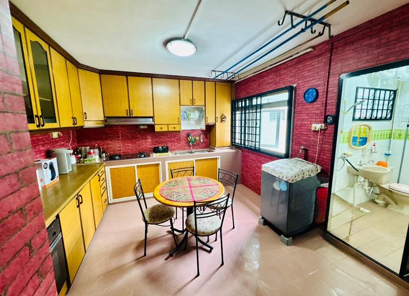 491C Tampines Street 45 HDB Apartment For Sale, $648,000, 3 Bed 2 Bath 1,119 sqft $579.00 psf