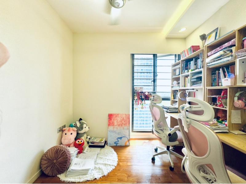 91 Dawson Road HDB Apartment For Sale, $1,200,000, 3 Bed 2 Bath 893 sqft $1,344.00 psf