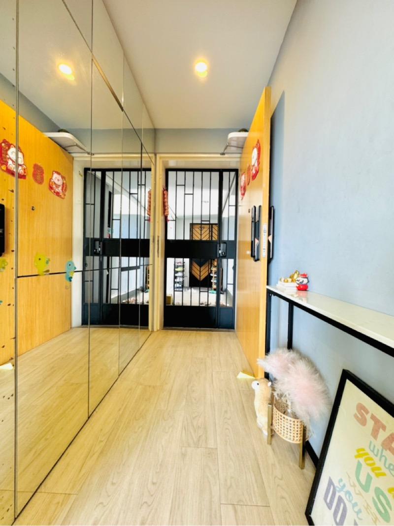 91 Dawson Road HDB Apartment For Sale, $1,200,000, 3 Bed 2 Bath 893 sqft $1,344.00 psf