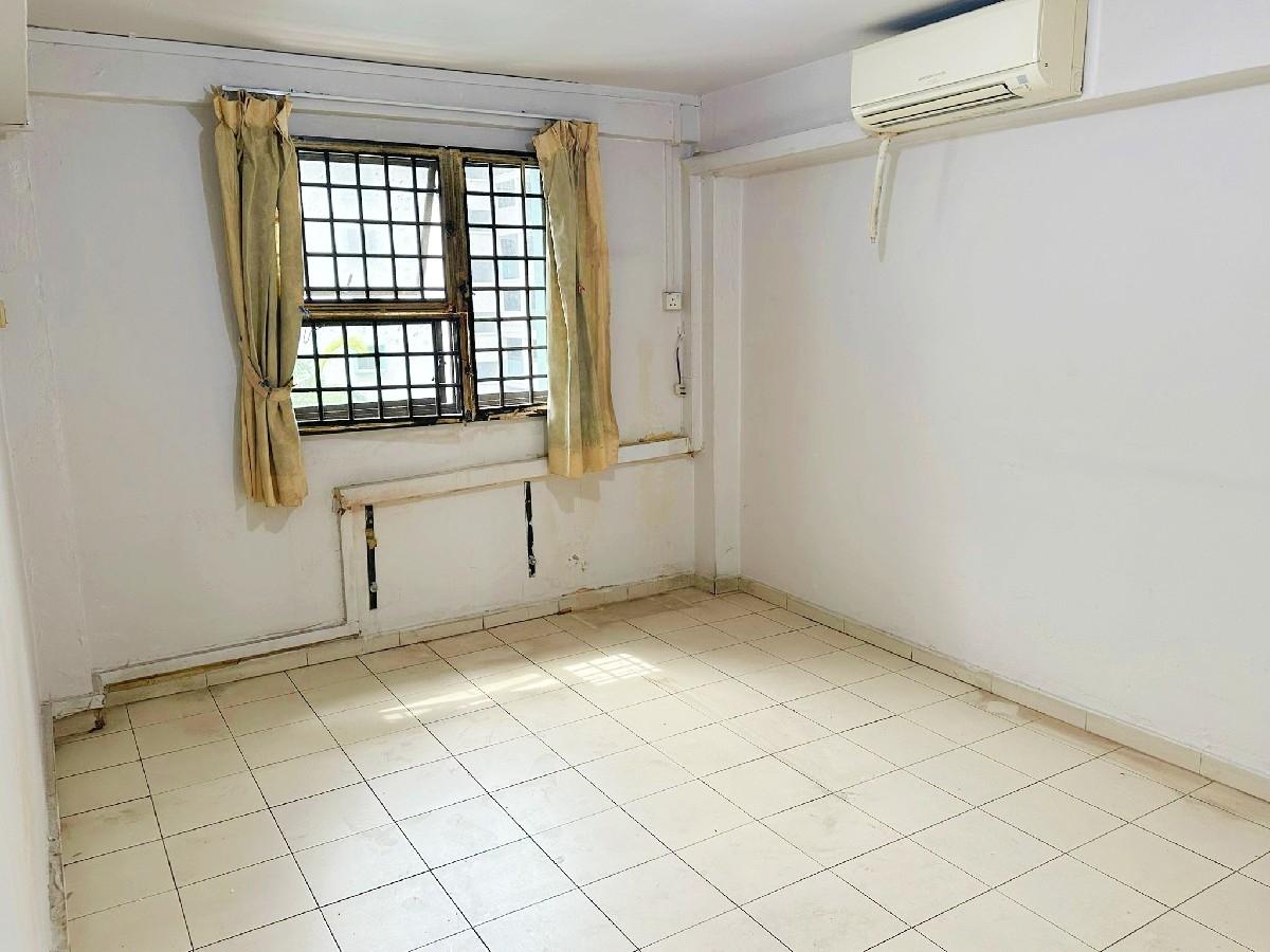 48 Lower Delta Road HDB Apartment For Sale, $290,000, 1 Bed 1 Bath 452 sqft $642.00 psf