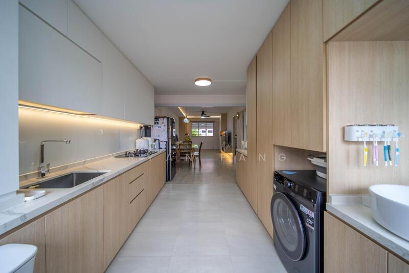 241 Jurong East Street 24