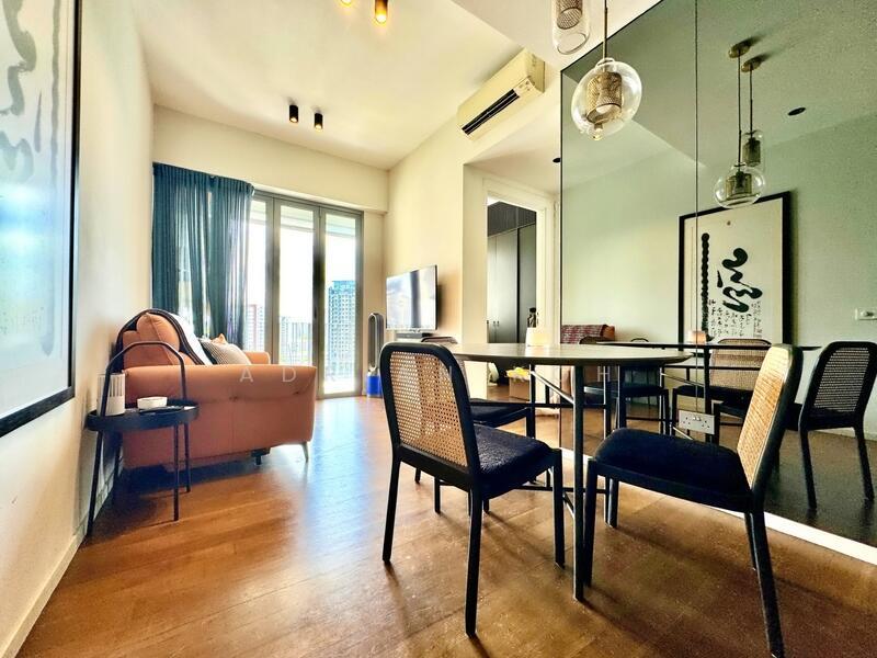 Prop-GPT: Condominium: D12  Okio