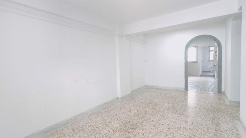 Prop-GPT: HDB Flat: D15 Marine Parade 66 Marine Drive