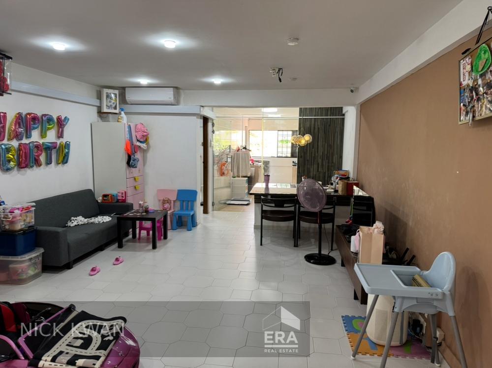 Can Contra, Low Deposit & Early Move in Ok, All Races & Pr Eligible