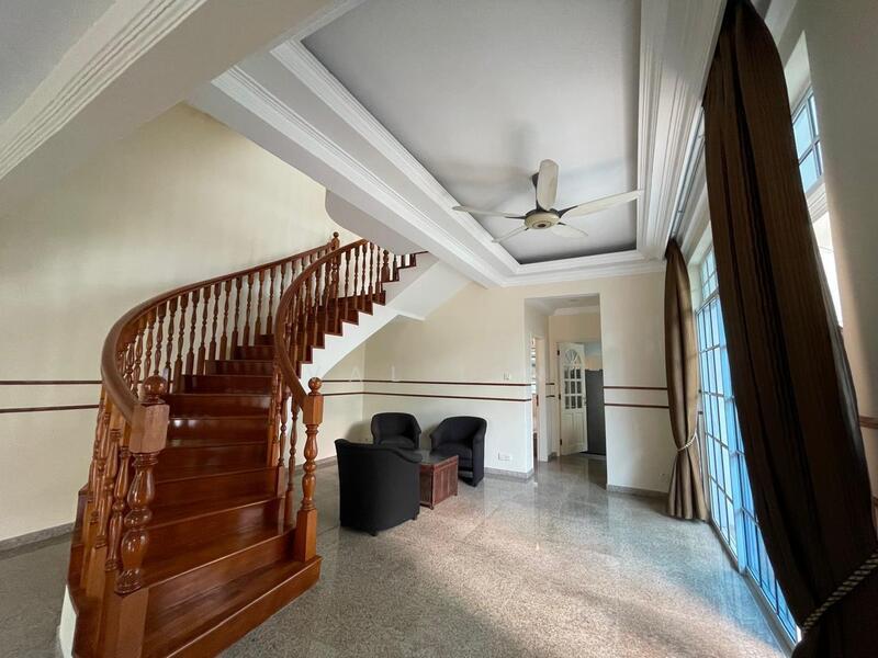 CHEAP Kew Estate Upper East Cost Semi-D 7mins to Mrt  Big Ensuite Rooms