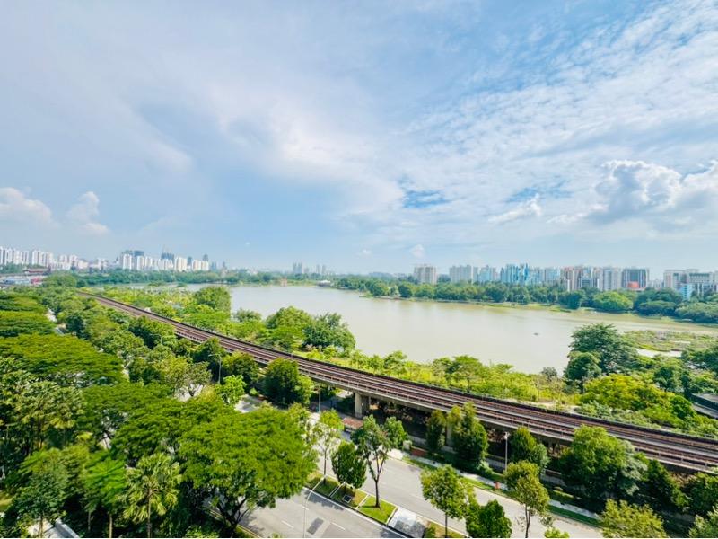 Lake Grande Condominium For Sale, $2,900,000, 5 Bed 4 Bath 1,302 sqft $2,227.00 psf