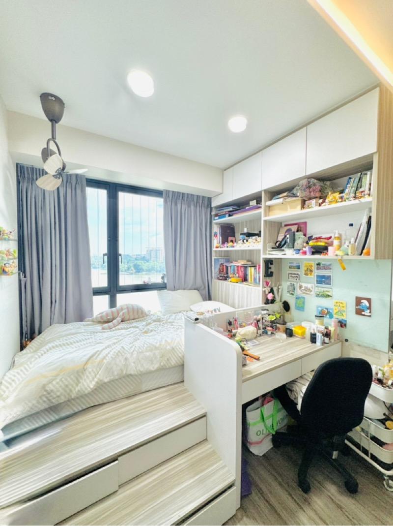 Lake Grande Condominium For Sale, $2,900,000, 5 Bed 4 Bath 1,302 sqft $2,227.00 psf