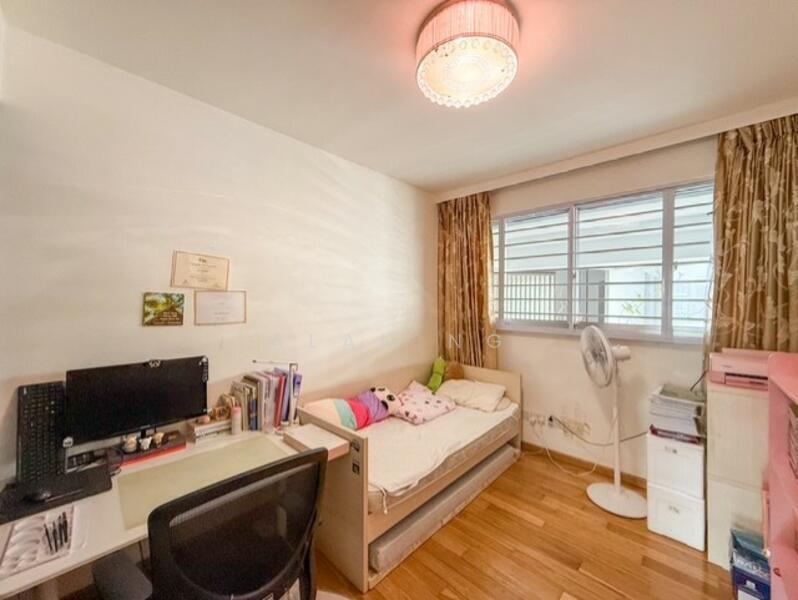 859A Tampines Avenue 5