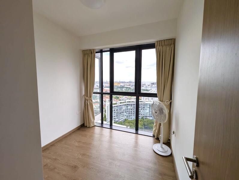 Prop-GPT: Condominium: D05  Whistler Grand
