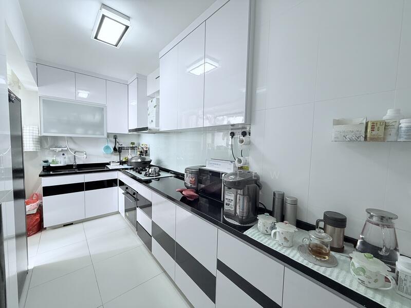 605D Tampines Street 61