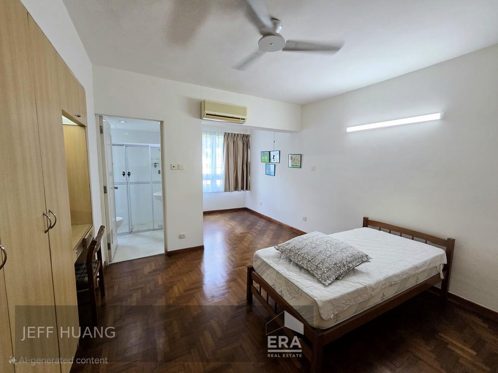 Well Maintained 4 Bedder for Sale, Serious Seller! View to Appreciate!