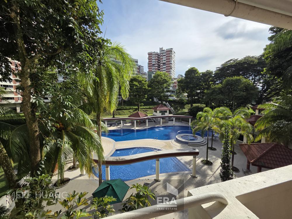 Well Maintained 4 Bedder for Sale, Serious Seller! View to Appreciate!
