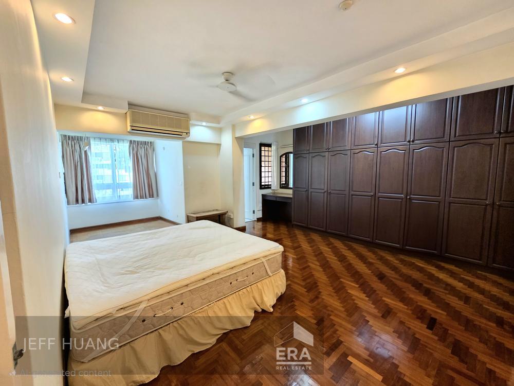 Well Maintained 4 Bedder for Sale, Serious Seller! View to Appreciate!