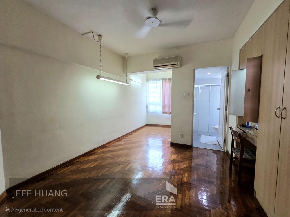 Well Maintained 4 Bedder for Sale, Serious Seller! View to Appreciate!