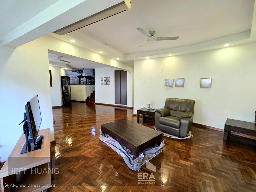 Well Maintained 4 Bedder for Sale, Serious Seller! View to Appreciate!