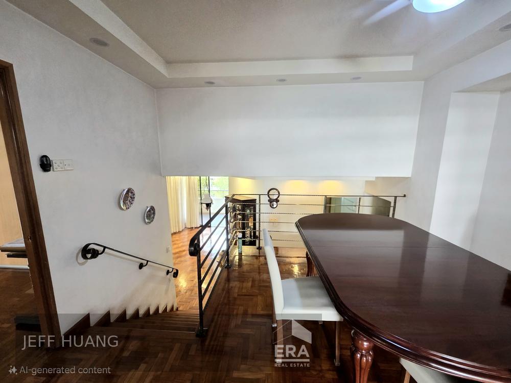 Well Maintained 4 Bedder for Sale, Serious Seller! View to Appreciate!