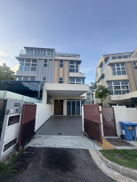 Prop-GPT: Semi-Detached: D27 Sembawang 6 bedroom Semi D with lift in Sembawang