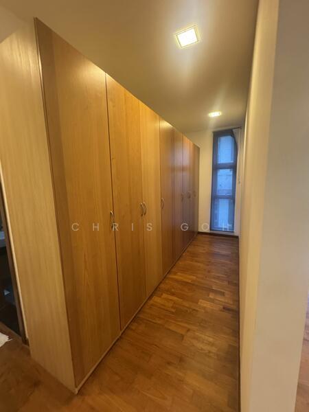 6 bedroom Semi D with lift in Sembawang