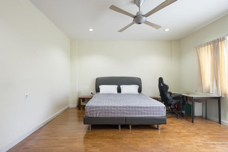 Serangoon Garden Estate Terraced House For Sale, $5,180,000, 4 Bed 3 Bath 3,500 sqft $2,398.00 psf