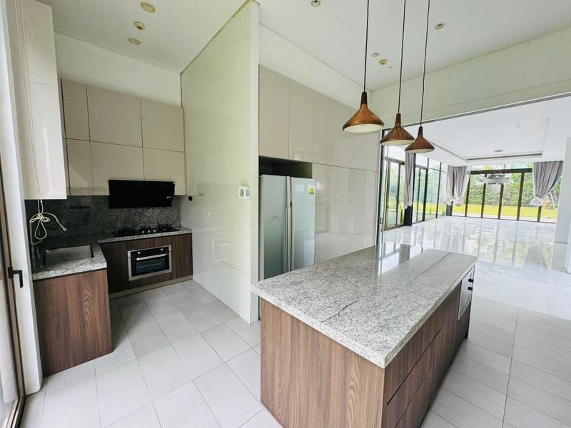 University Park Detached House For Sale, $50,000,000, 7 Bed 9 Bath 11,098 sqft $2,637.00 psf