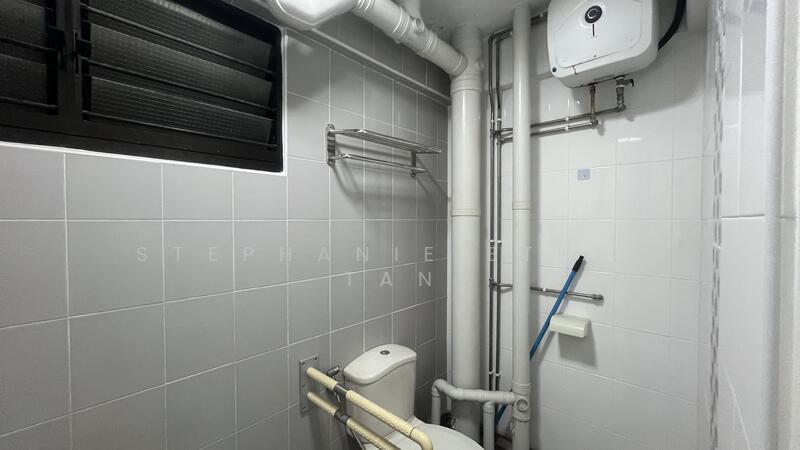 229 Tampines Street 23