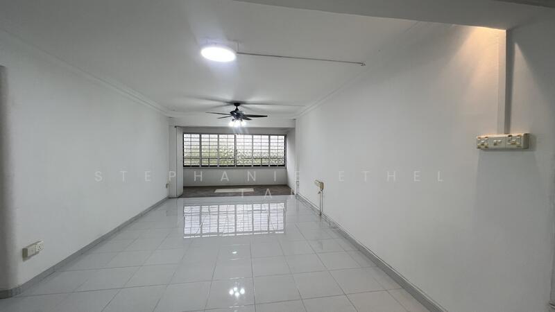 229 Tampines Street 23
