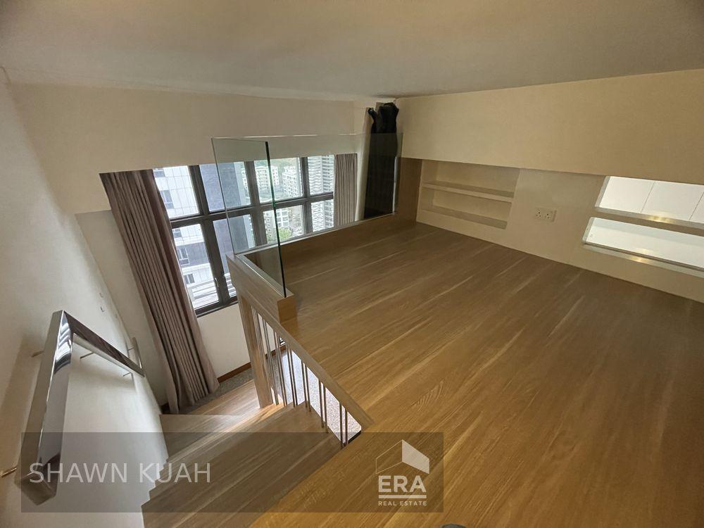 Prop-GPT: Condominium: D05 West Coast Seahill