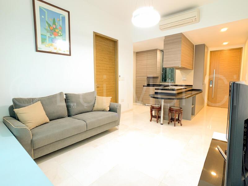 Prop-GPT: Condominium: D09  8 Saint Thomas