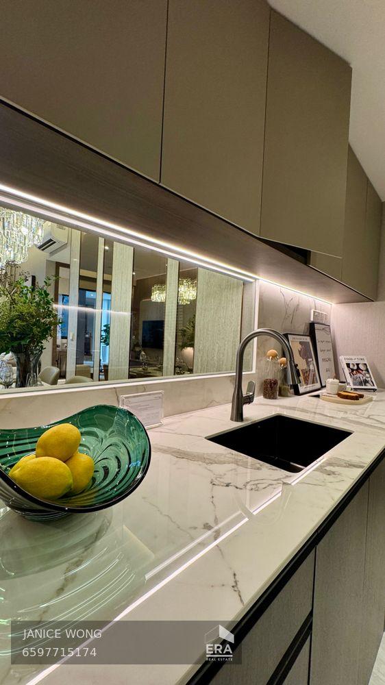 Top Q4 2025. D15 Freehold. Limited Units Left.