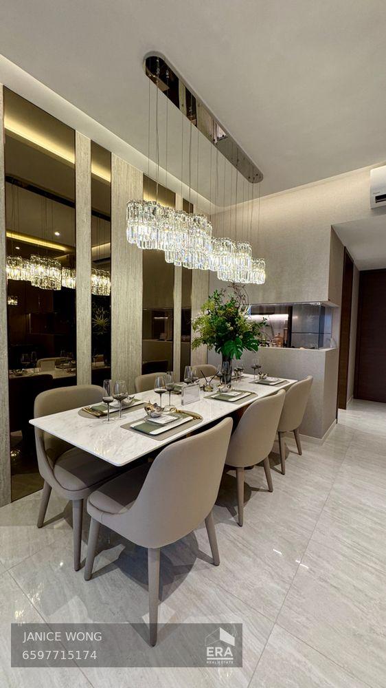 Top Q4 2025. D15 Freehold. Limited Units Left.