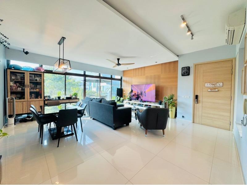 Prop-GPT: Condominium: D05 West Coast Varsity Park Condominium