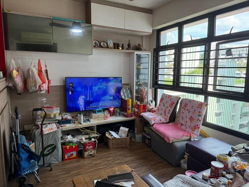 Prop-GPT: HDB Apartment: D27 Yishun 507A Yishun Avenue 4