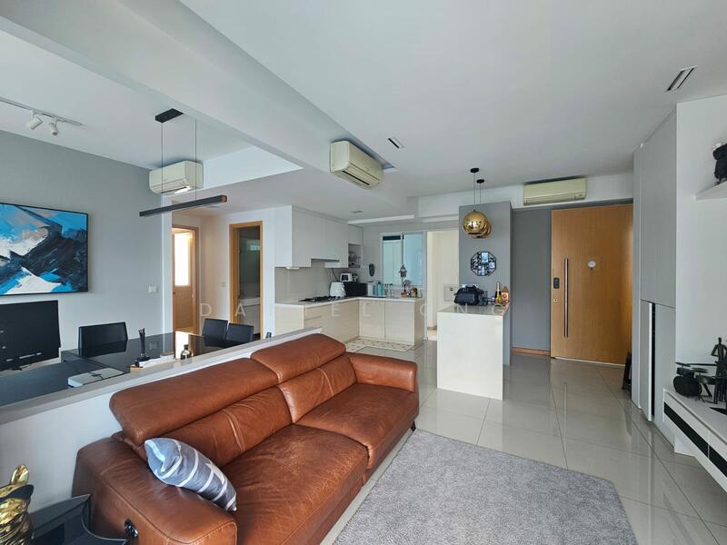 Prop-GPT: Condominium: D18  Waterview