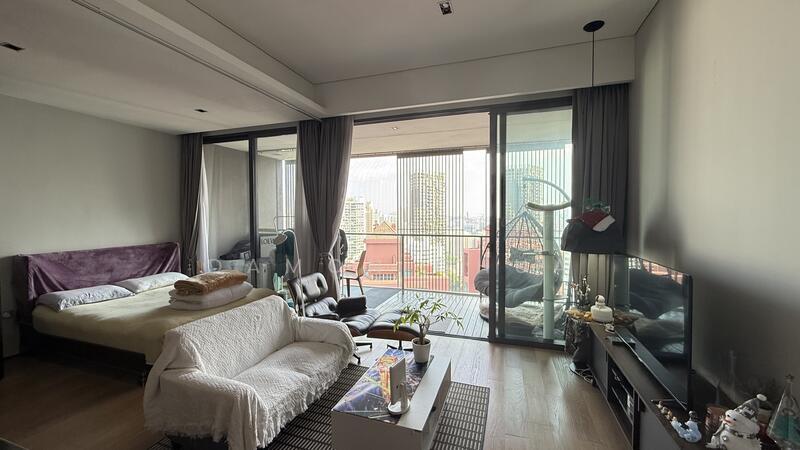 Prop-GPT: Condominium: D09  OUE Twin Peaks